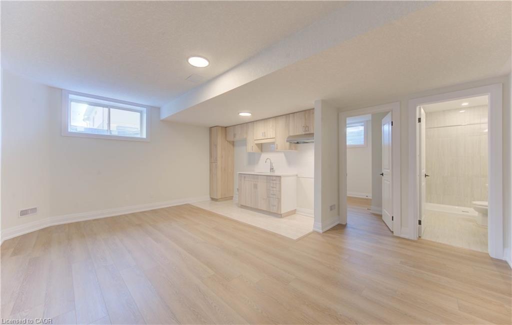 50 Jacob Detweiller Drive, Kitchener, ON - Indoor