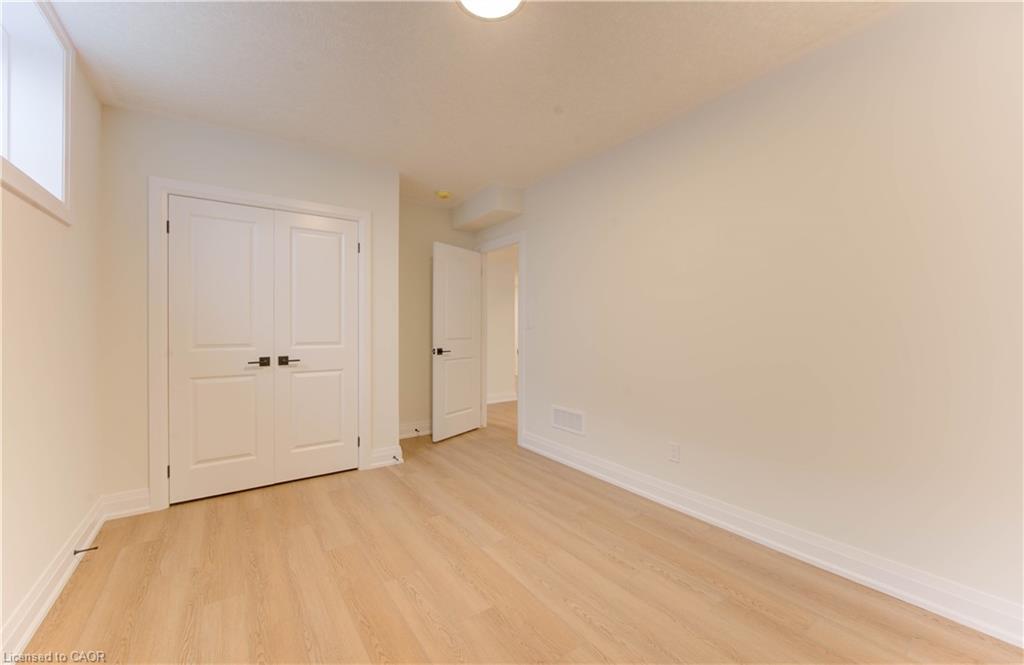 50 Jacob Detweiller Drive, Kitchener, ON - Indoor Photo Showing Other Room