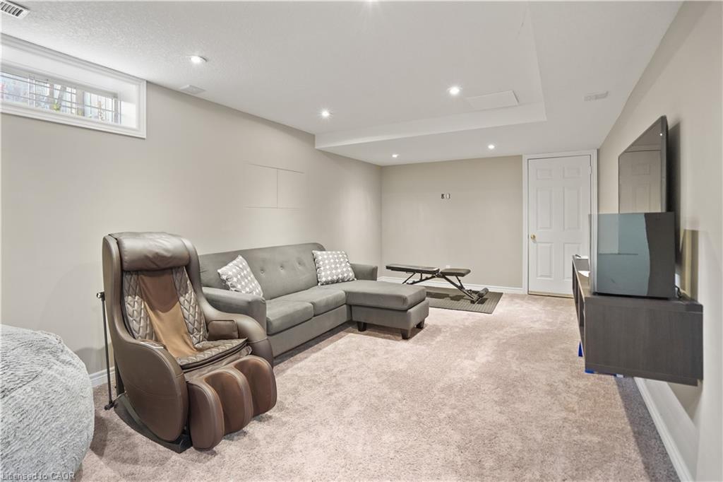 291 Schneller Drive, Baden, ON - Indoor