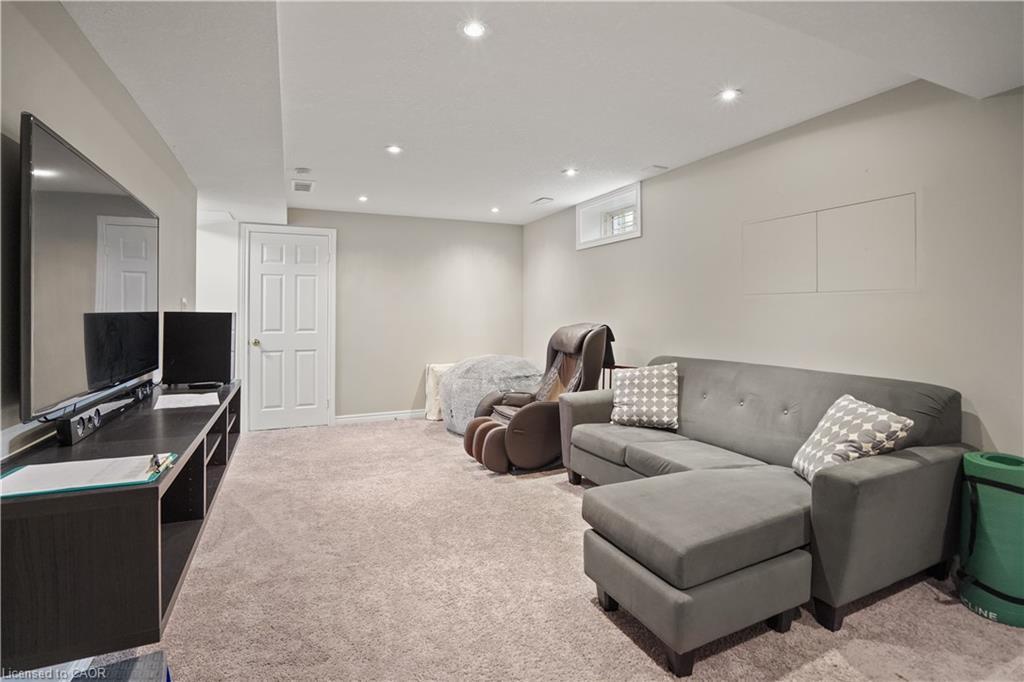 291 Schneller Drive, Baden, ON - Indoor