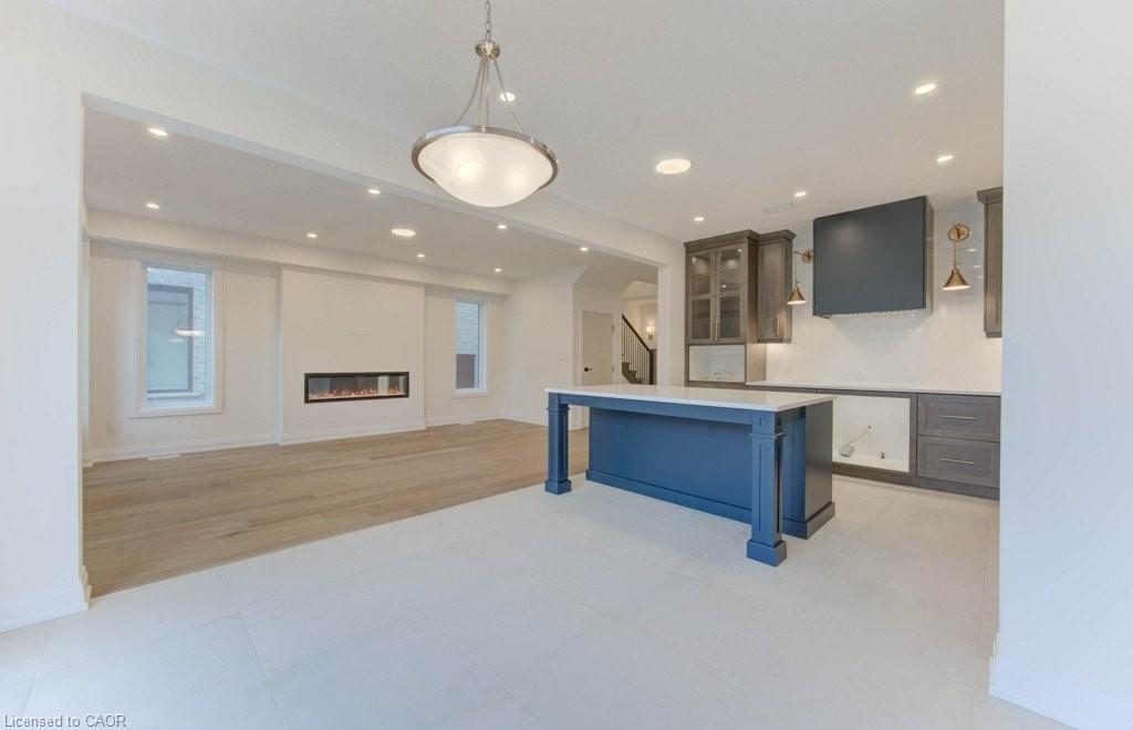 54 Jacob Detweiller Drive, Kitchener, ON - Indoor Photo Showing Other Room