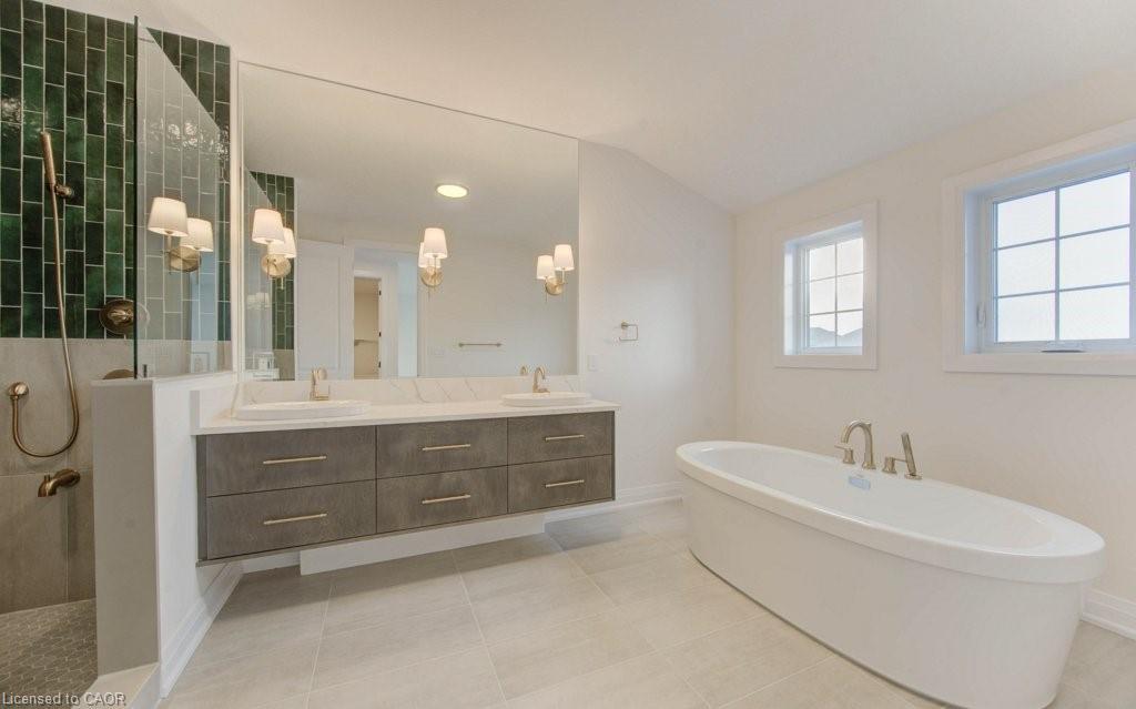 54 Jacob Detweiller Drive, Kitchener, ON - Indoor Photo Showing Bathroom