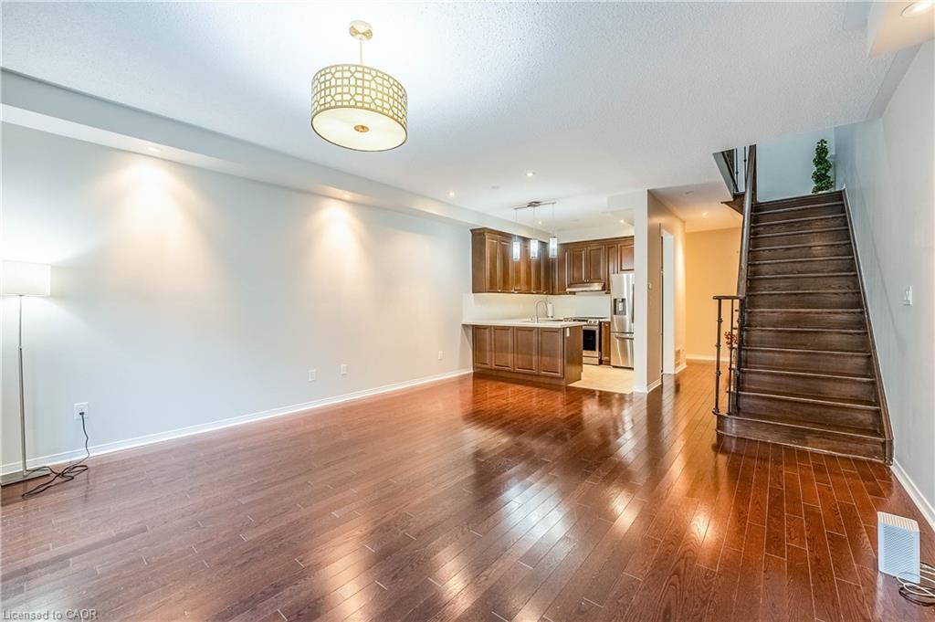 5195 Angel Stone Drive, Mississauga, ON - Indoor