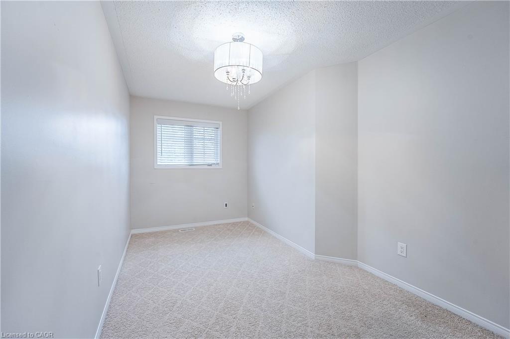5195 Angel Stone Drive, Mississauga, ON - Indoor Photo Showing Other Room