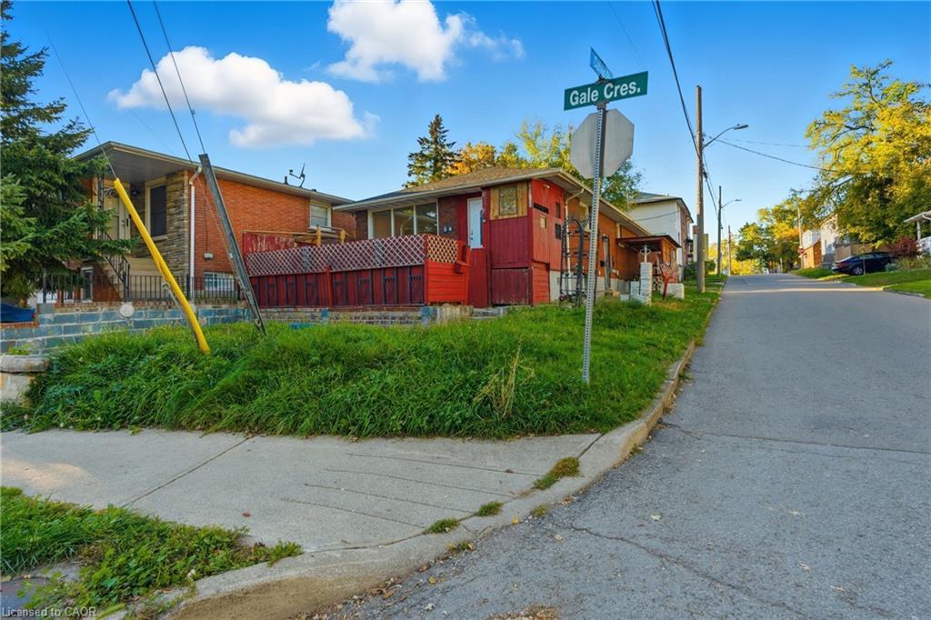 34 Gale Crescent, St. Catharines, ON - Outdoor