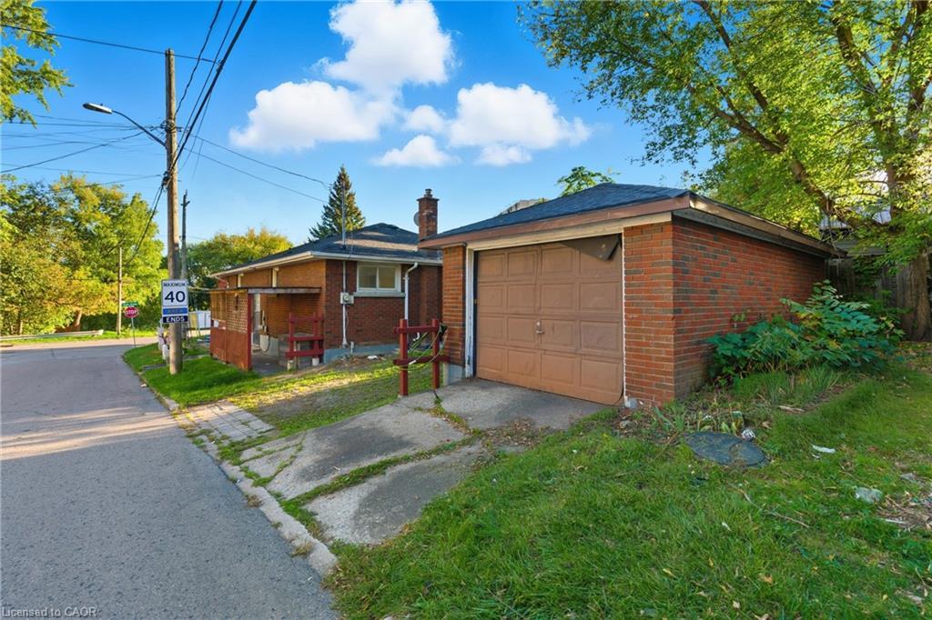 34 Gale Crescent, St. Catharines, ON - Outdoor