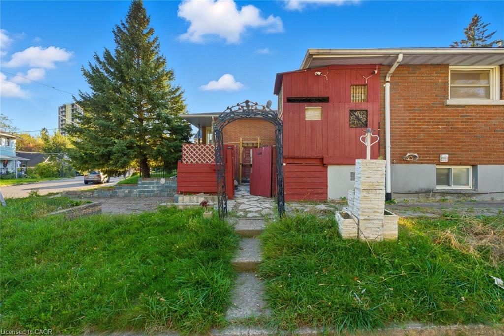 34 Gale Crescent, St. Catharines, ON - Outdoor