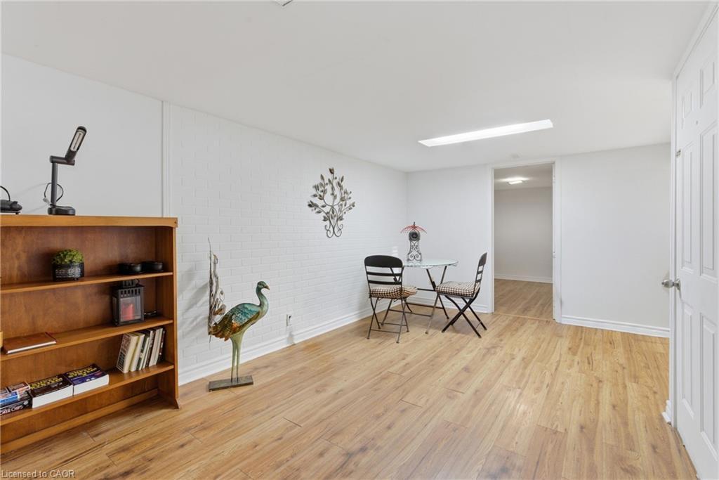 34 Gale Crescent, St. Catharines, ON - Indoor