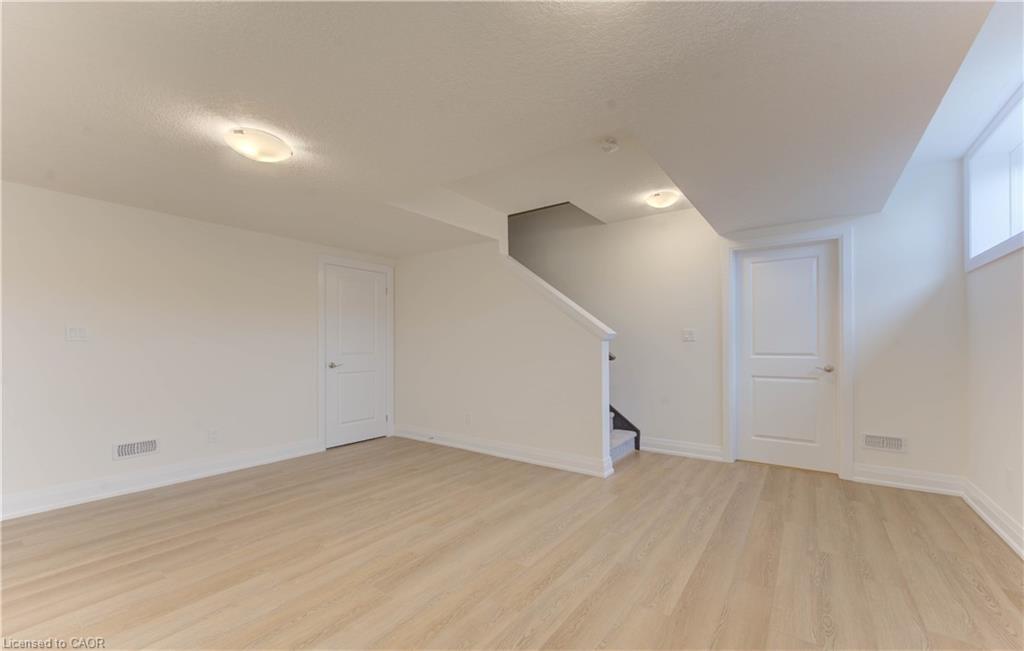 58 Jacob Detweiller Drive, Kitchener, ON - Indoor Photo Showing Other Room