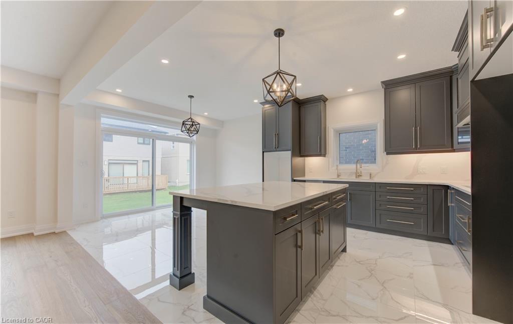 58 Jacob Detweiller Drive, Kitchener, ON - Indoor Photo Showing Kitchen With Upgraded Kitchen