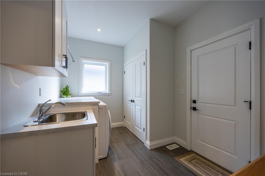 120 Newport Lane, Port Dover, ON - Indoor