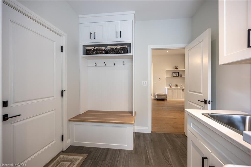 120 Newport Lane, Port Dover, ON - Indoor