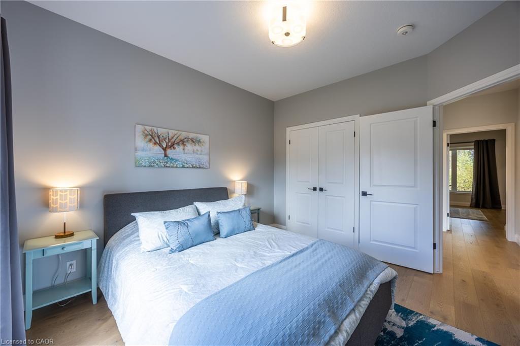 120 Newport Lane, Port Dover, ON - Indoor Photo Showing Bedroom