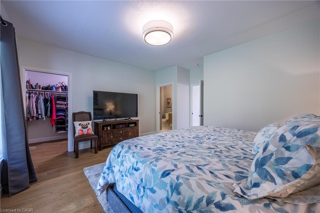 120 Newport Lane, Port Dover, ON - Indoor Photo Showing Bedroom