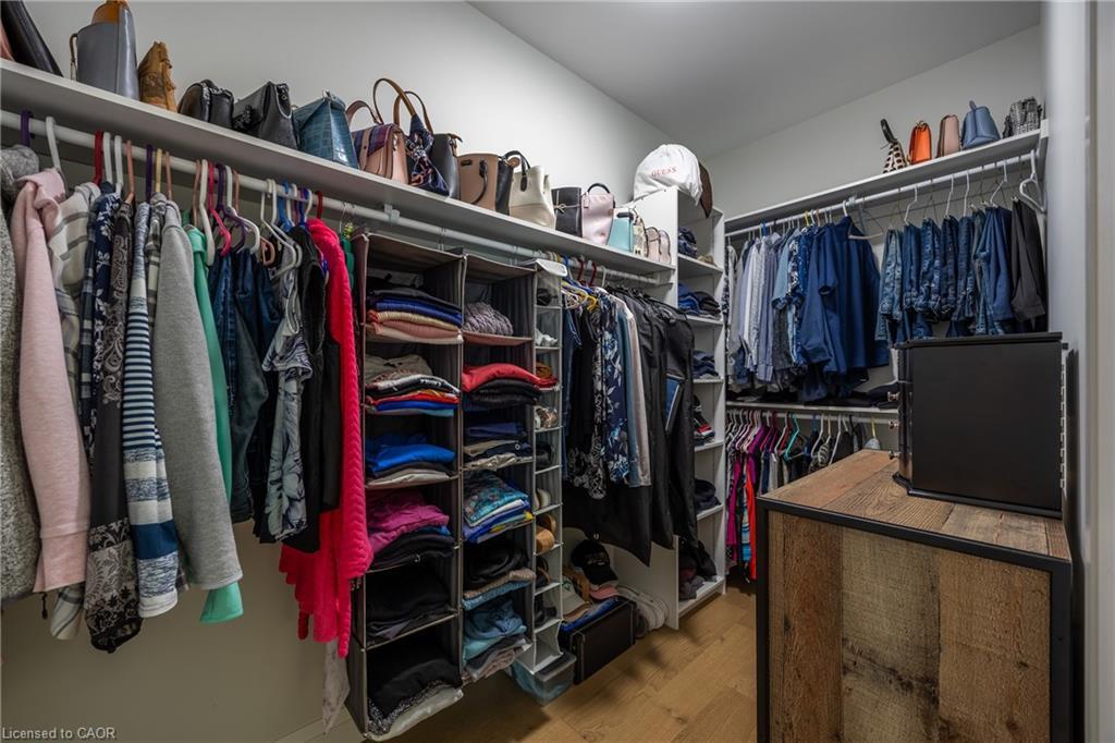 120 Newport Lane, Port Dover, ON - Indoor With Storage