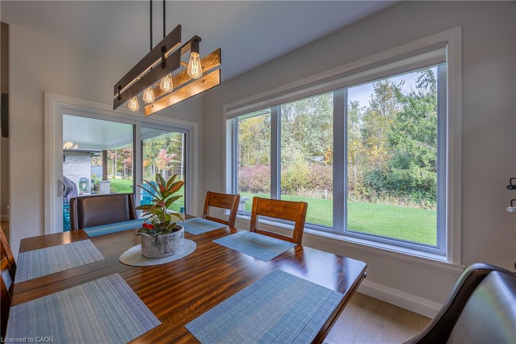 120 Newport Lane, Port Dover, ON - Indoor Photo Showing Dining Room