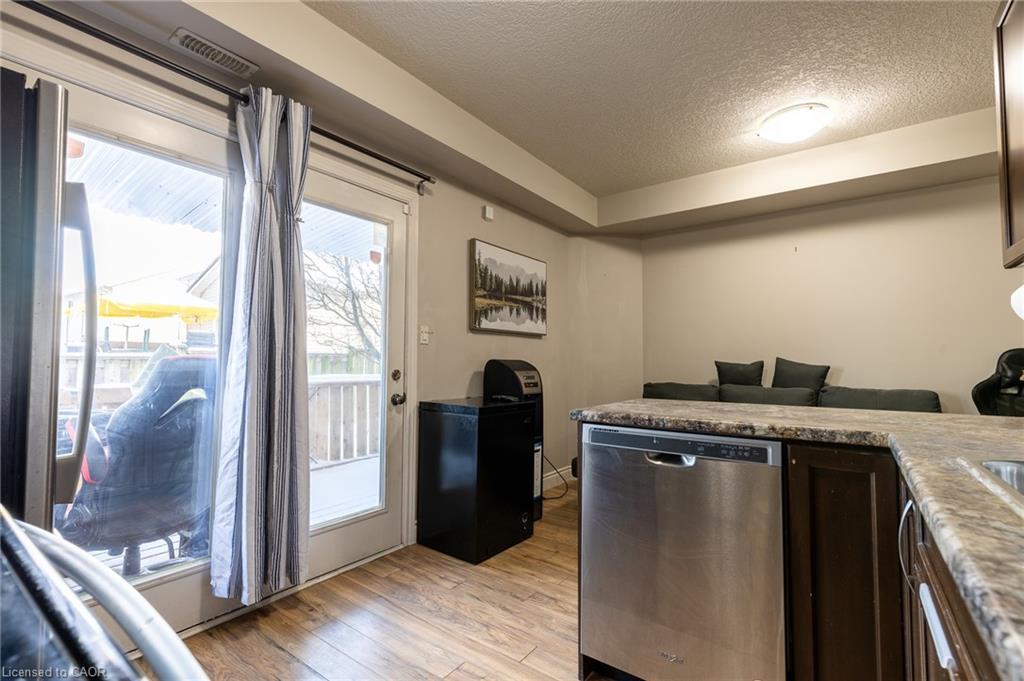 6B-38 Howe Drive, Kitchener, ON - Indoor