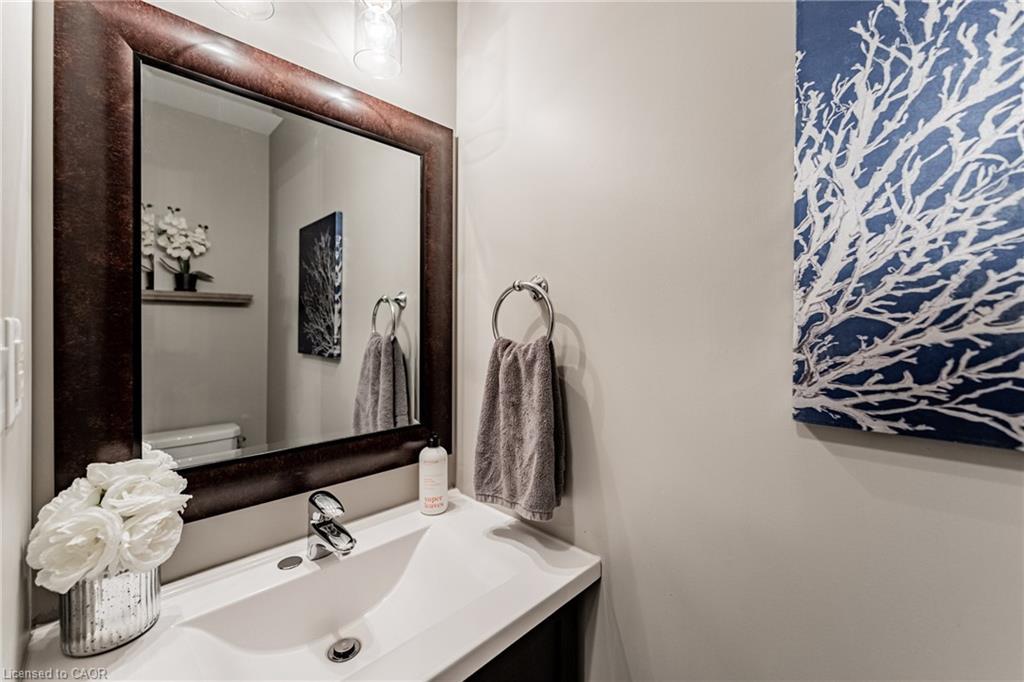 4148 Galileo Common, Burlington, ON - Indoor Photo Showing Bathroom