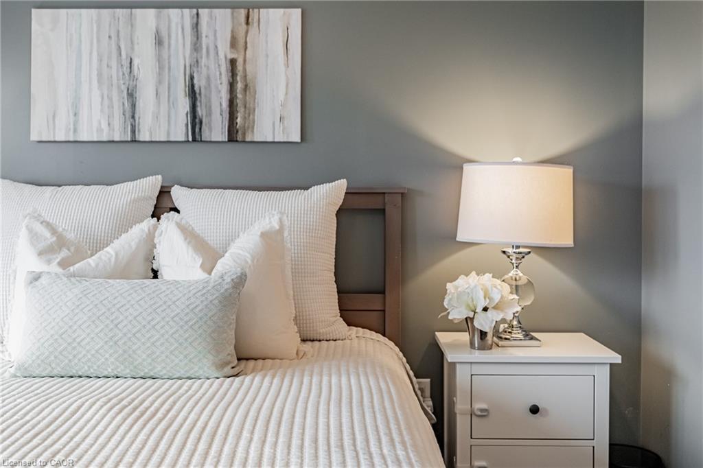 4148 Galileo Common, Burlington, ON - Indoor Photo Showing Bedroom