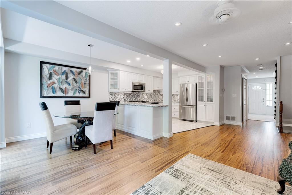 19-2151 Walkers Line, Burlington, ON - Indoor