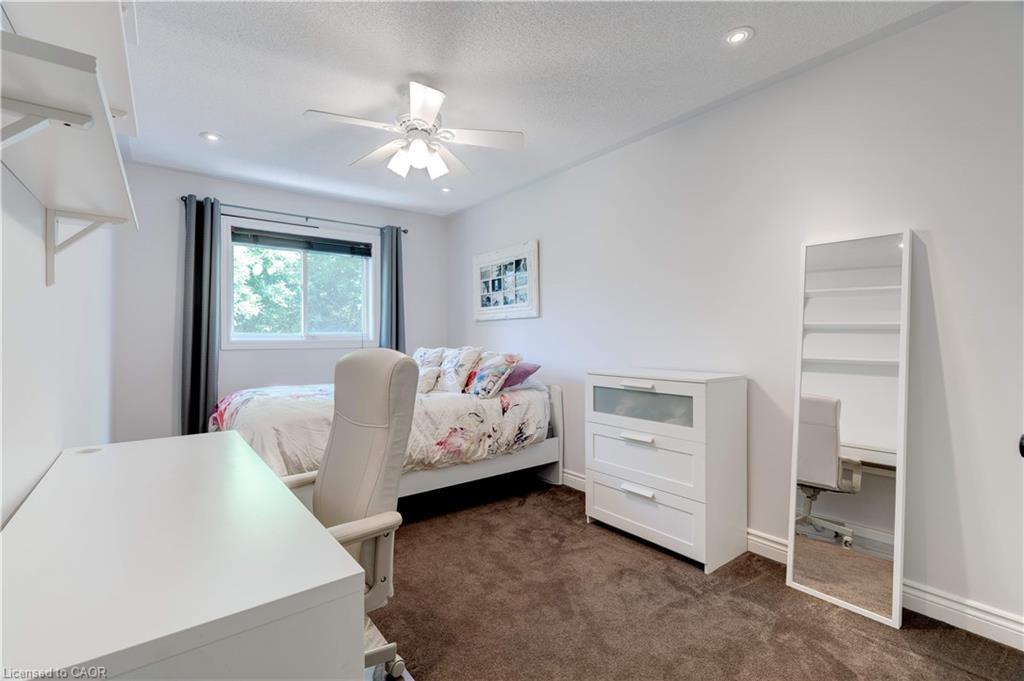 19-2151 Walkers Line, Burlington, ON - Indoor Photo Showing Other Room