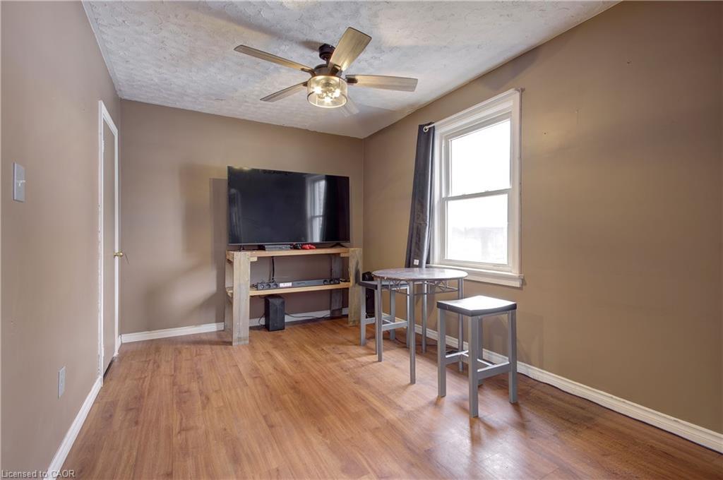 67 Blossom Avenue, Brantford, ON - Indoor