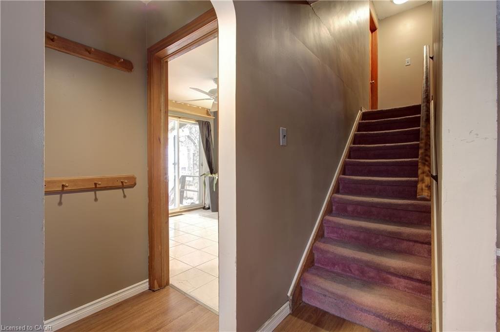 67 Blossom Avenue, Brantford, ON - Indoor Photo Showing Other Room