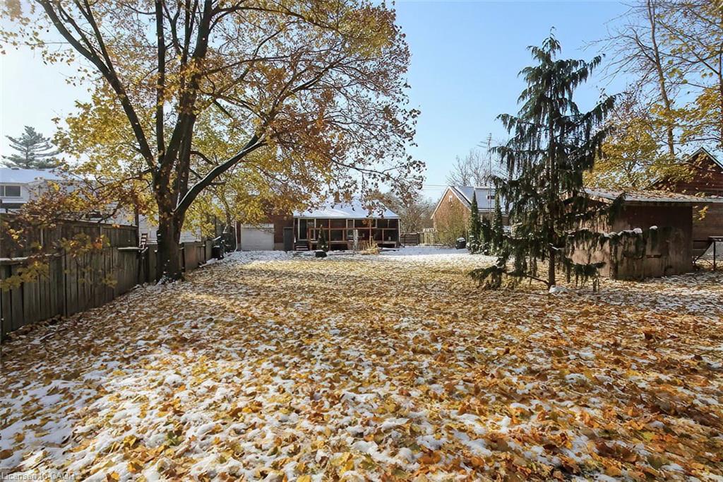 67 Blossom Avenue, Brantford, ON - Outdoor