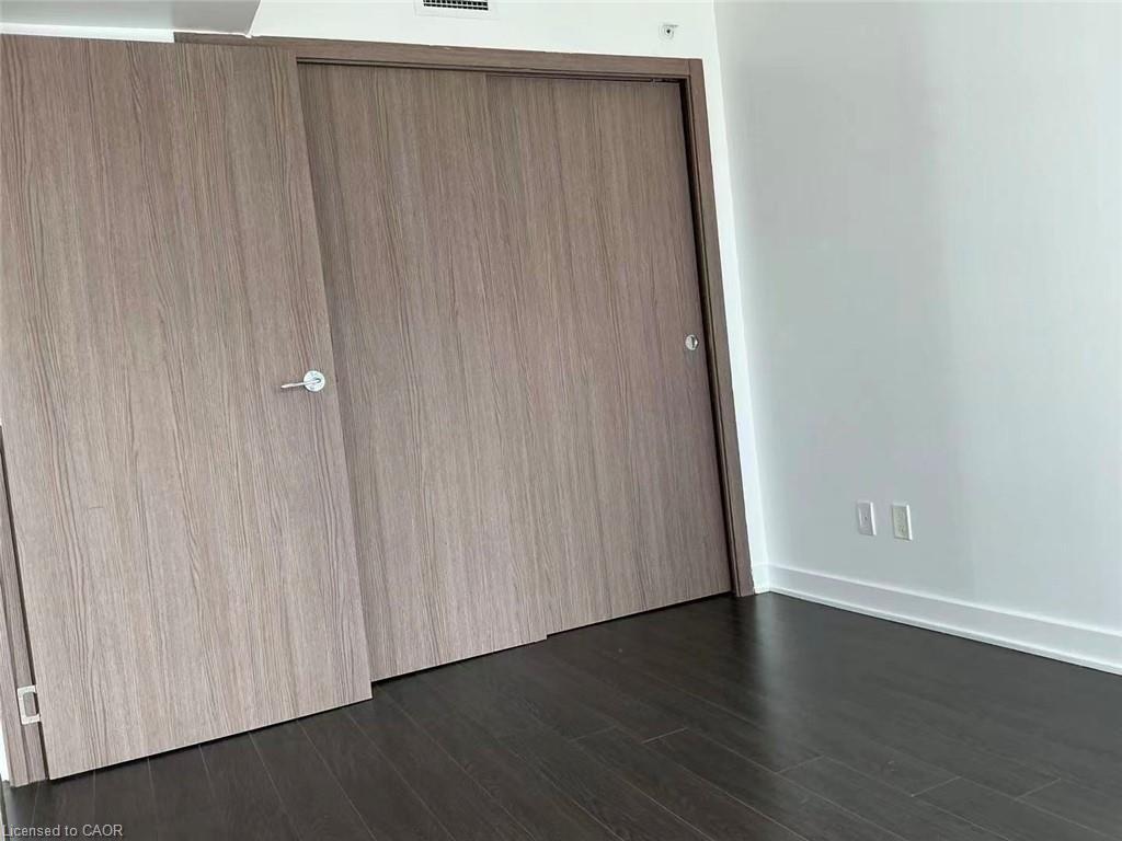 1605-17 Bathurst Street, Toronto, ON - Indoor Photo Showing Other Room