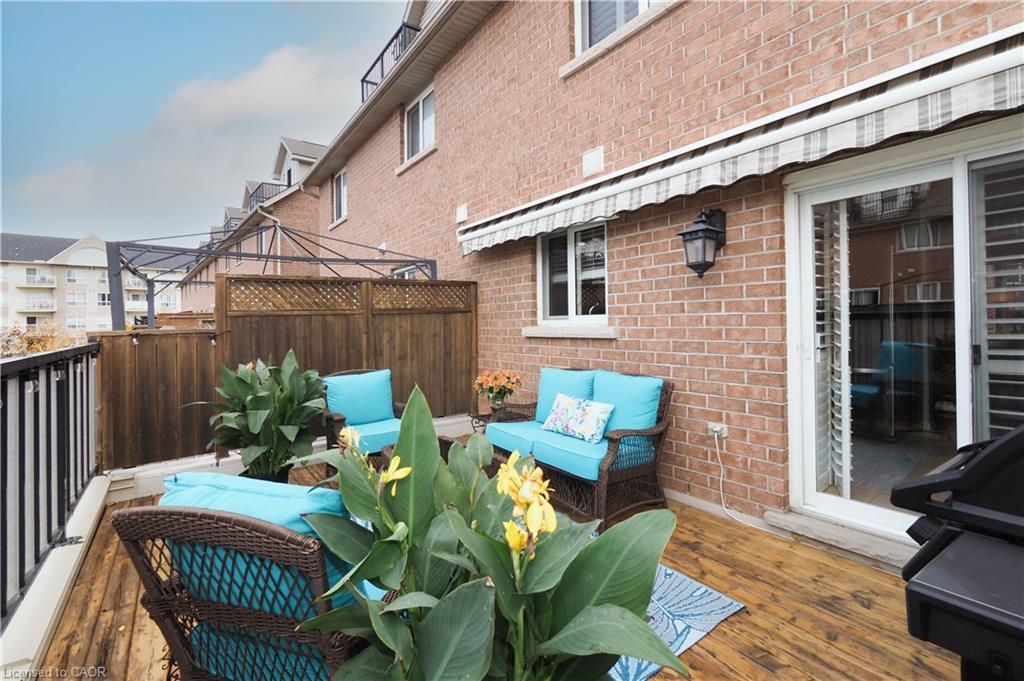 N/A-17 Grosvenor Lane, Cambridge, ON - Outdoor With Deck Patio Veranda With Exterior