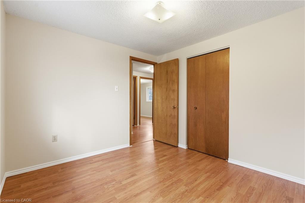 28 Bacall Crescent, Hamilton, ON - Indoor Photo Showing Other Room