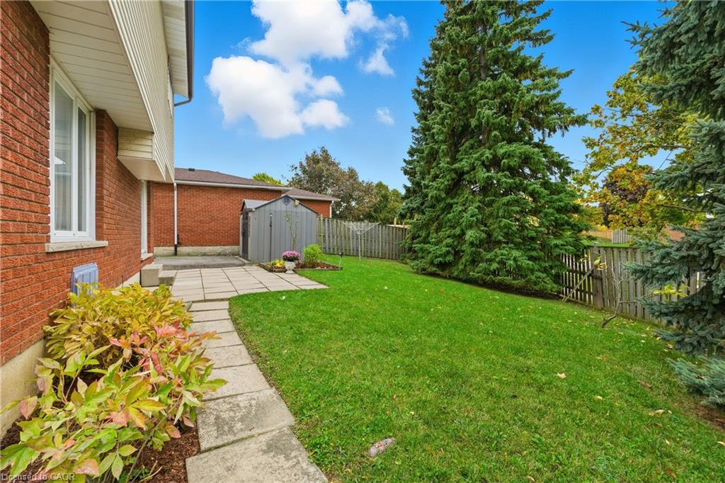 28 Bacall Crescent, Hamilton, ON - Outdoor