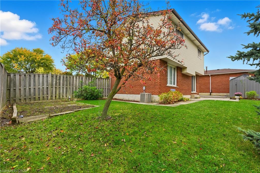 28 Bacall Crescent, Hamilton, ON - Outdoor