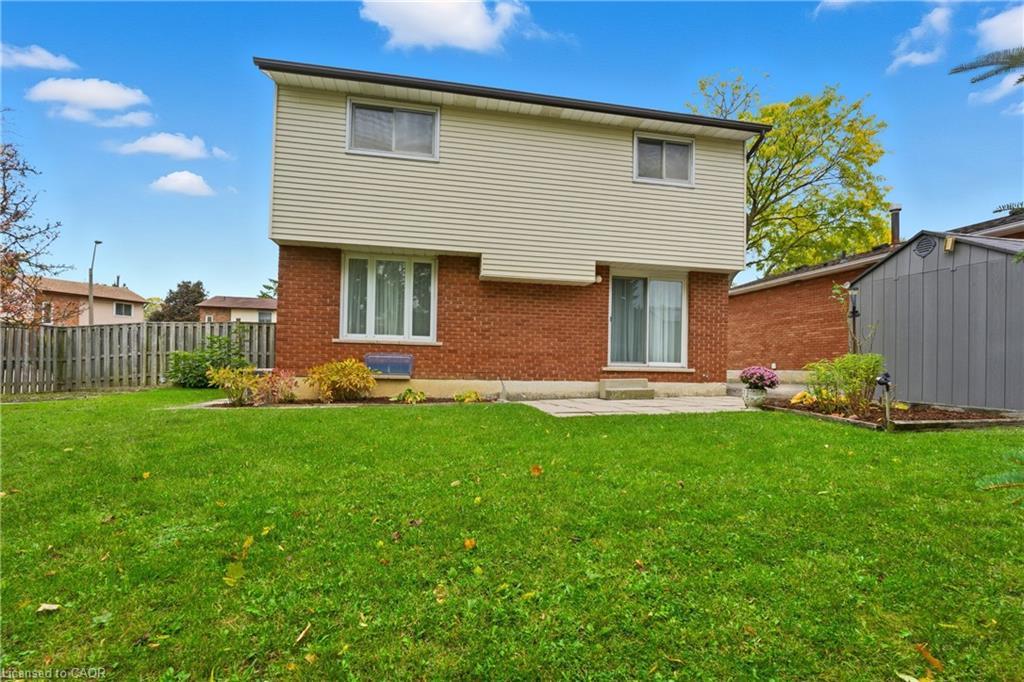 28 Bacall Crescent, Hamilton, ON - Outdoor