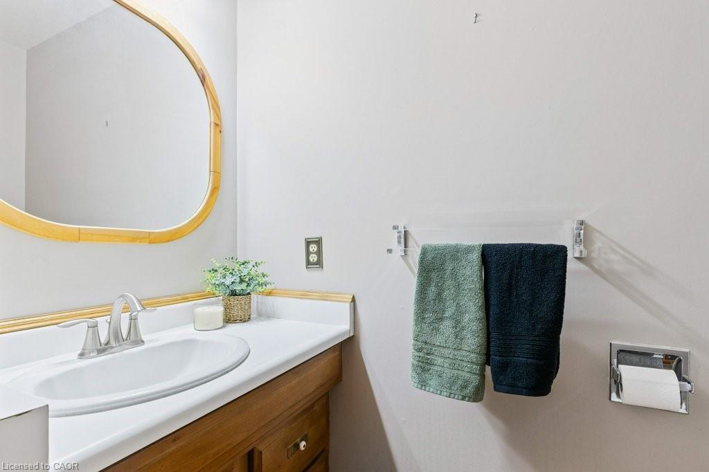 457 Stillmeadow Circle, Waterloo, ON - Indoor Photo Showing Bathroom