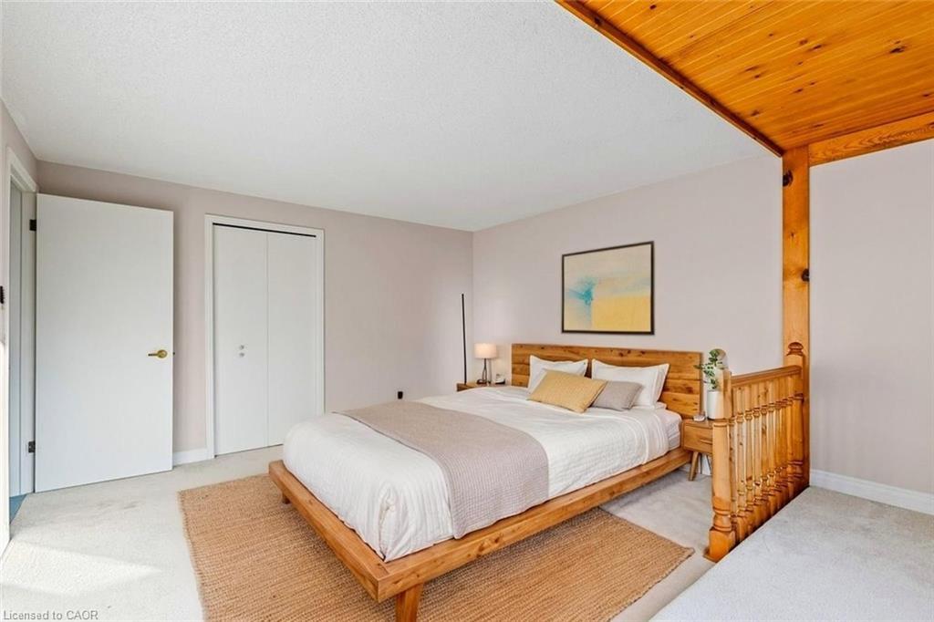 457 Stillmeadow Circle, Waterloo, ON - Indoor Photo Showing Bedroom
