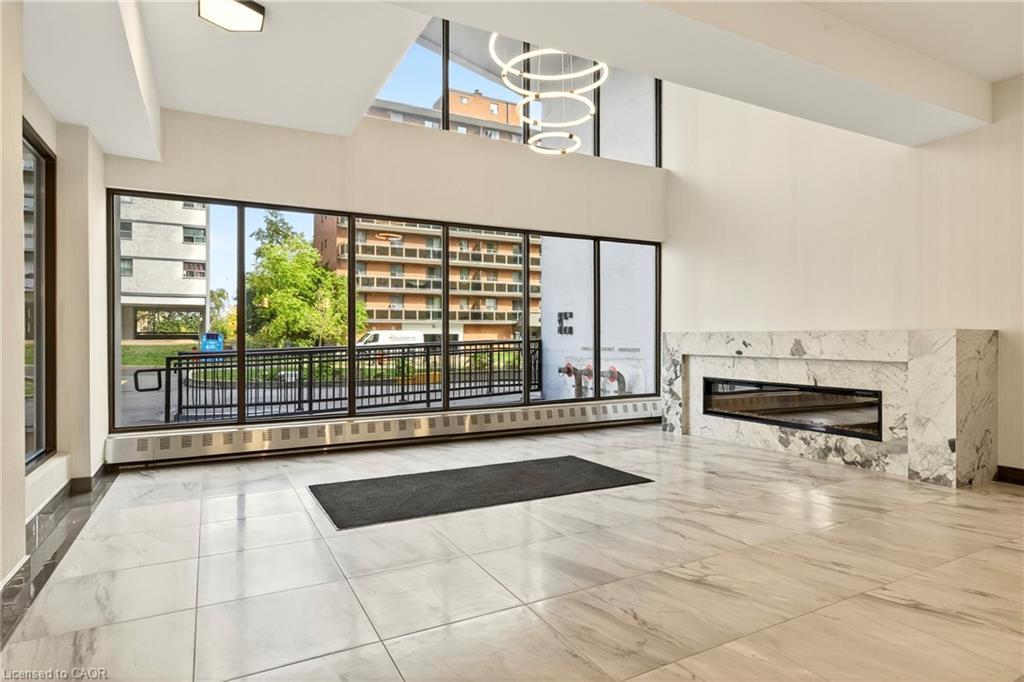 1808-150 Charlton Avenue E, Hamilton, ON - Indoor With Fireplace