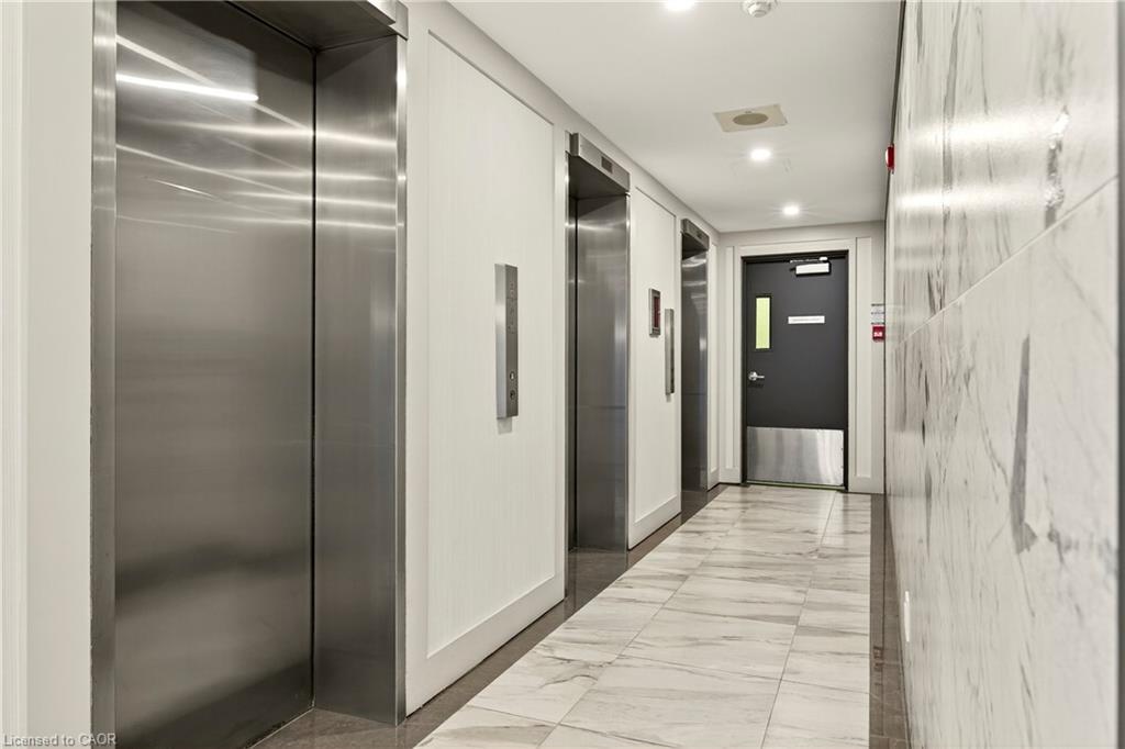 1808-150 Charlton Avenue E, Hamilton, ON - Indoor Photo Showing Other Room