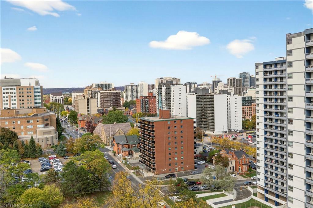 1808-150 Charlton Avenue E, Hamilton, ON - Outdoor