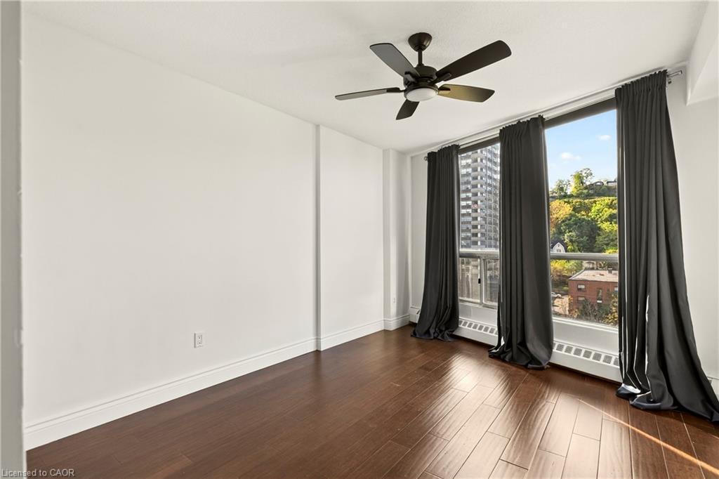1808-150 Charlton Avenue E, Hamilton, ON - Indoor Photo Showing Other Room