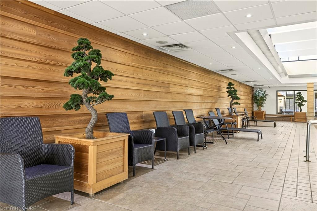 1808-150 Charlton Avenue E, Hamilton, ON - Indoor Photo Showing Other Room