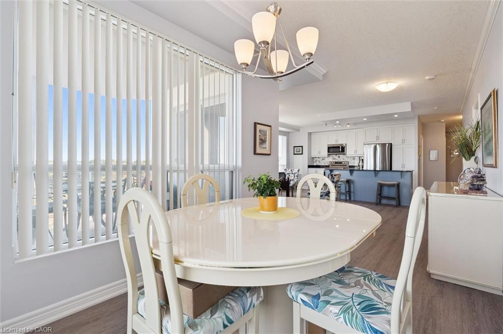 809-539 Belmont Avenue W, Kitchener, ON - Indoor Photo Showing Dining Room