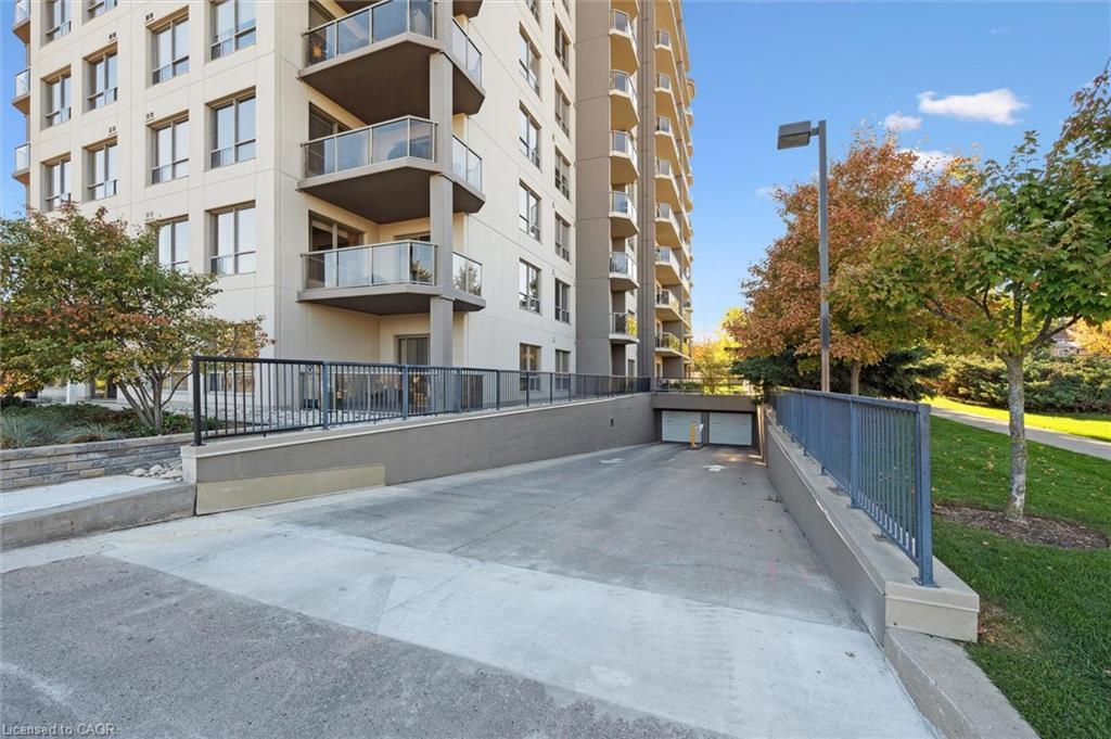 809-539 Belmont Avenue W, Kitchener, ON - Outdoor