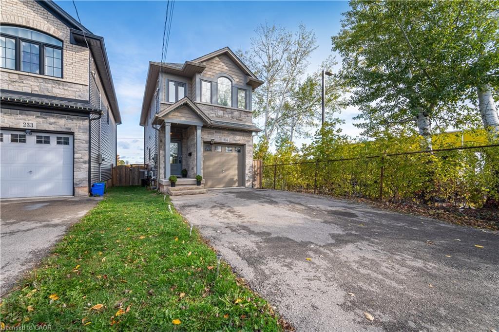 235 Mead Avenue, Hamilton, ON - Outdoor