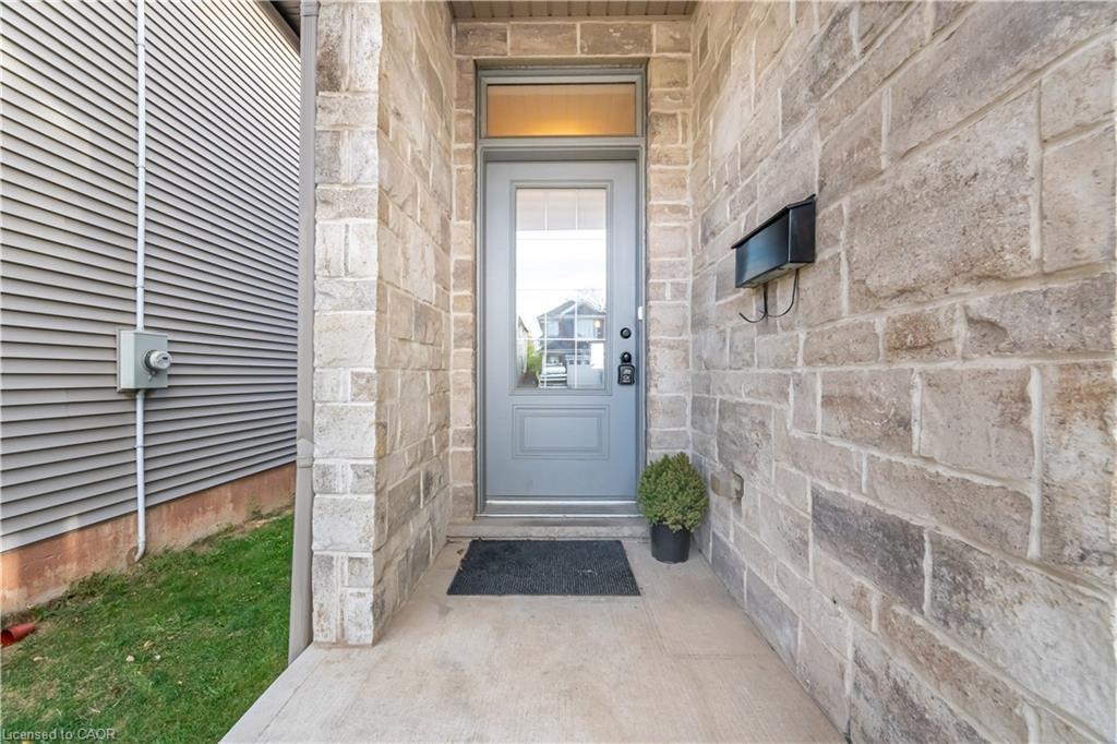 235 Mead Avenue, Hamilton, ON - Photo Showing Other Room