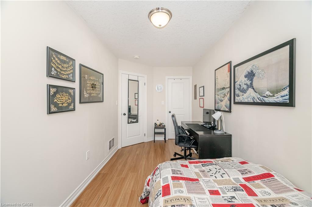 235 Mead Avenue, Hamilton, ON - Indoor