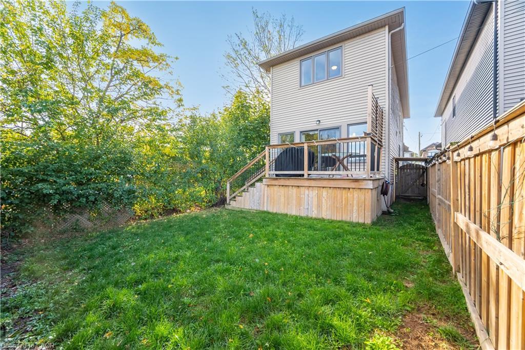 235 Mead Avenue, Hamilton, ON - Outdoor With Deck Patio Veranda