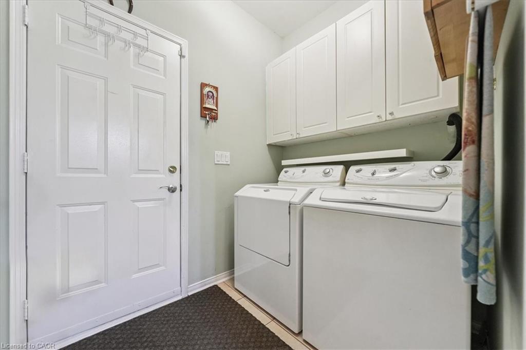 52 Mistycreek Crescent, Brampton, ON - Indoor Photo Showing Laundry Room