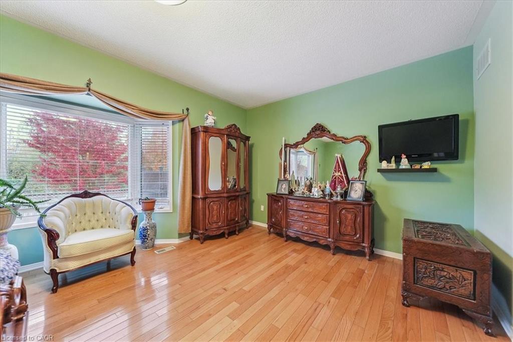 52 Mistycreek Crescent, Brampton, ON - Indoor