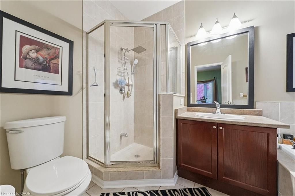 52 Mistycreek Crescent, Brampton, ON - Indoor Photo Showing Bathroom